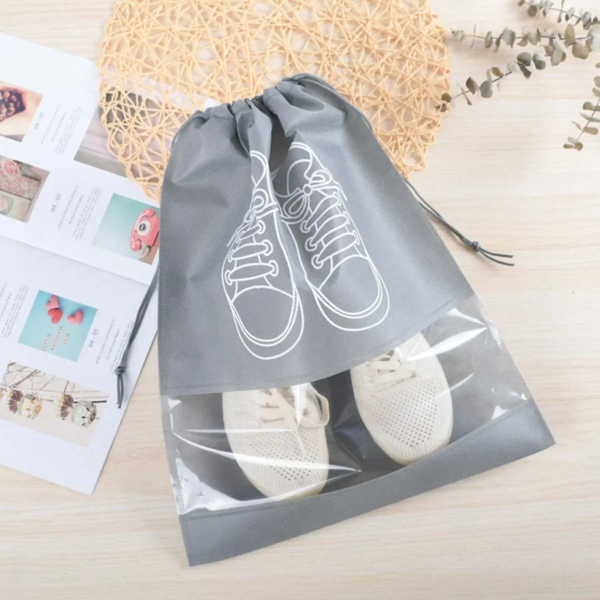 Чехол для хранения и перевозки обуви Shoe Bag на затяжках, с окошком 27 х 36 см (WW58742-3)