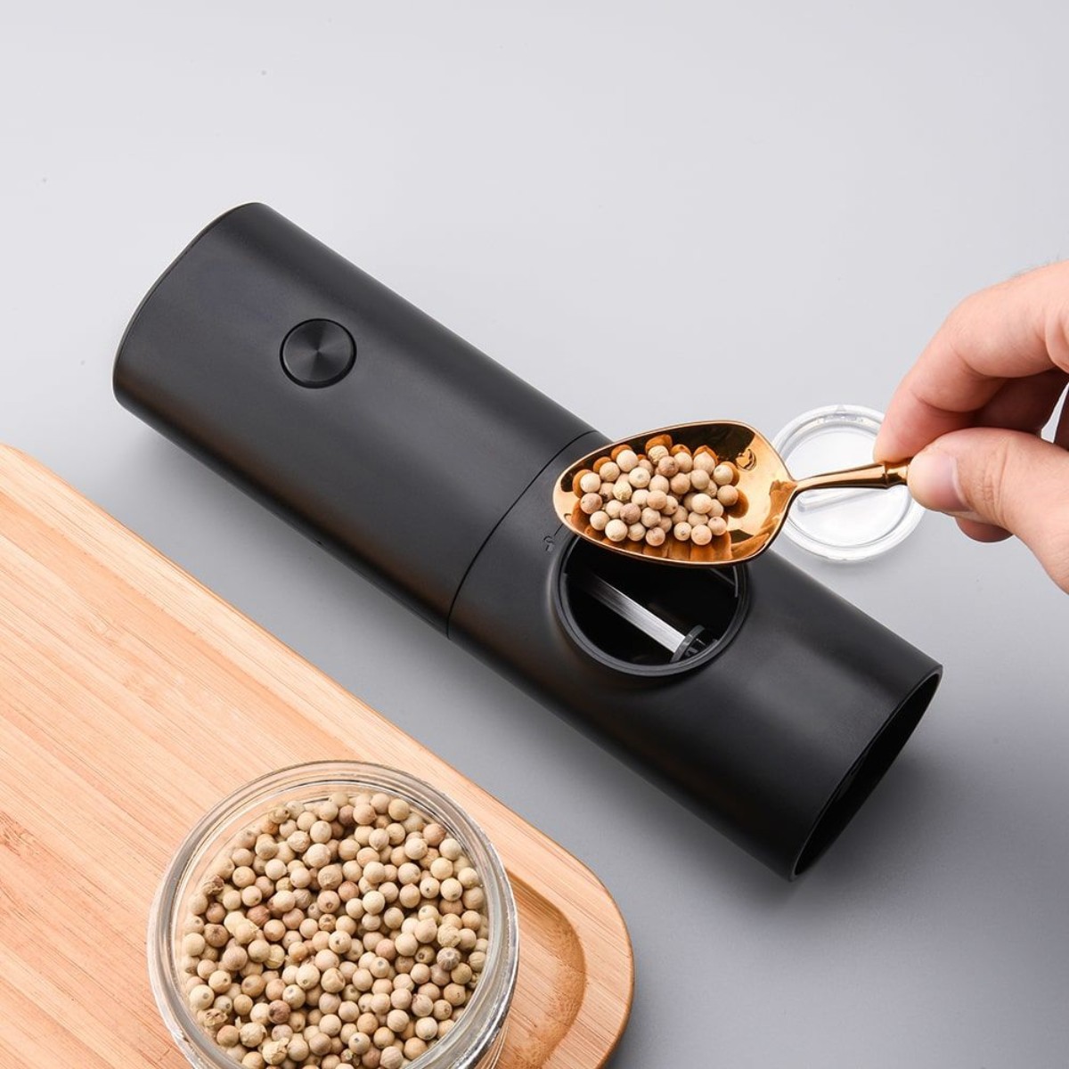 Млин для спецій електричний з підсвічуванням Electric Grinder електромлин для солі та перцю