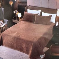 Покрывало велюровое стеганое Евро KOLOCO 220 х 240 см + 2 наволочки (40232) Темно-коричневый