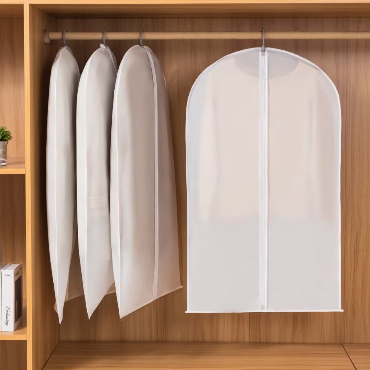 Чехол для одежды Garment Bag 60 х 80 см (R94642-S)