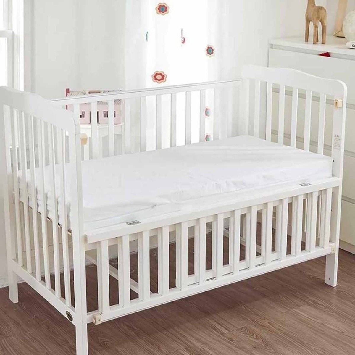 Простынь на резинке детская Bimbo 120 х 60 см (87167) Белый