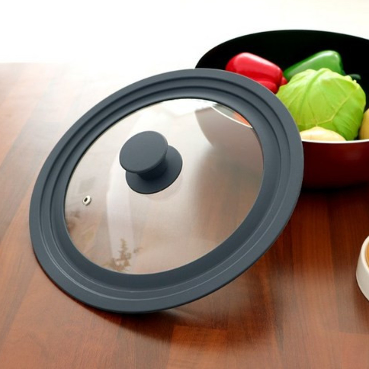 Крышка мультиразмерная Multi-Size Lid стеклянная с силиконовым ободком 26/28/30 см (R41271-28)