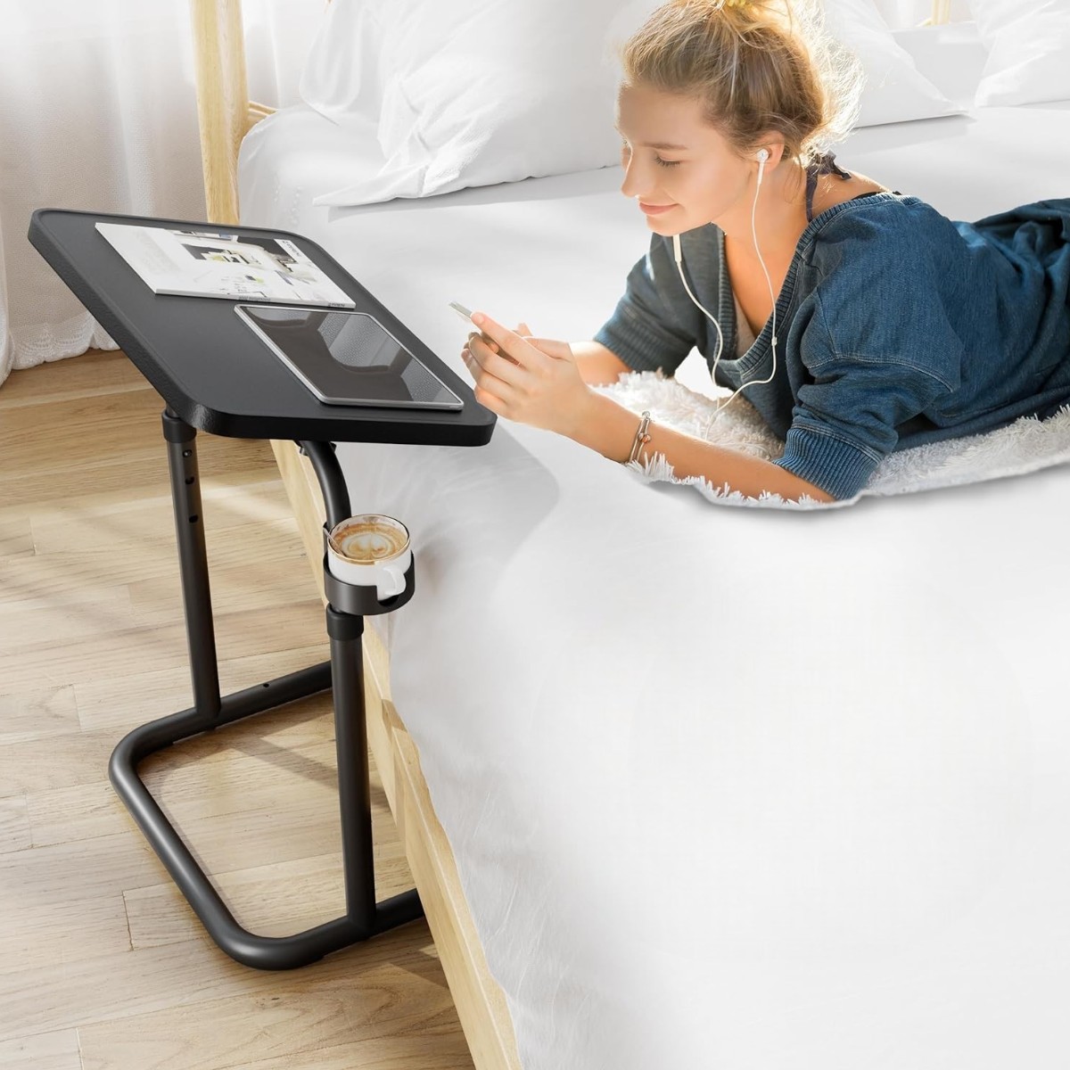 Столик для ноутбука с регулировкой высоты Laptop Table 47 х 35 х 66-76 см (3547) (Черный)