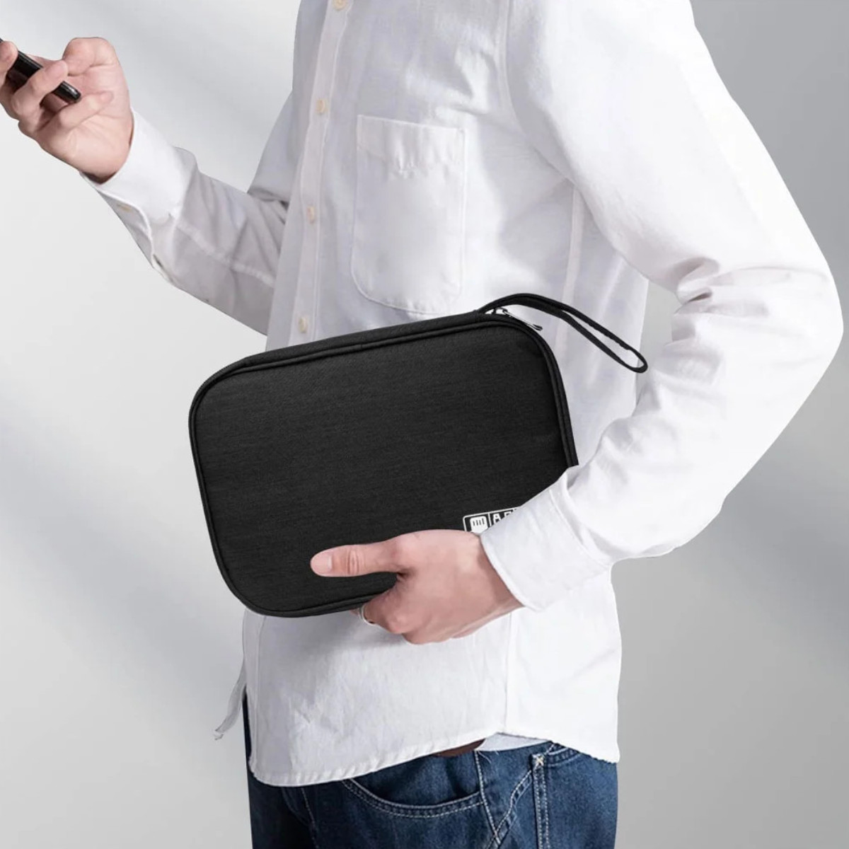 Сумка-органайзер дорожная для зарядных устройств, проводов Travel Digital Bag 23 х 16 х 2.5 см