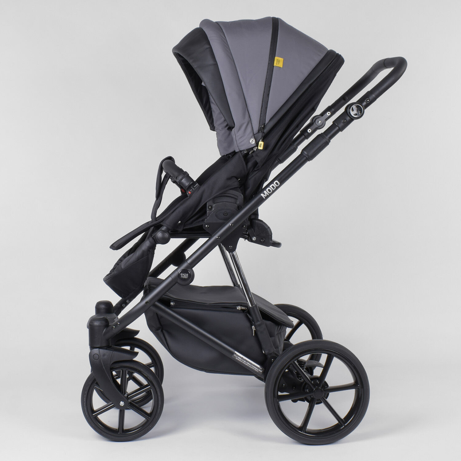 Детская_коляска_2_в_1_Expander_MODO_M-42392_(1)_цвет_Graphite_водоотталкивающая_ткань.png