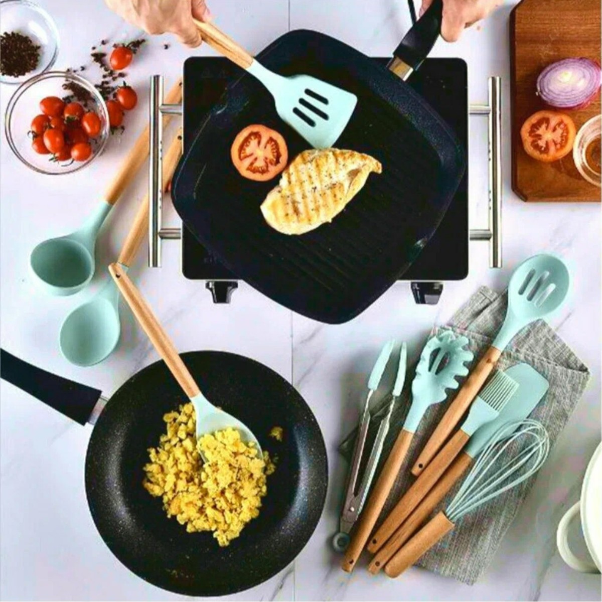 Набор кухонных принадлежностей и ножей Kitchenware Set на подставке 19 предметов (0357)