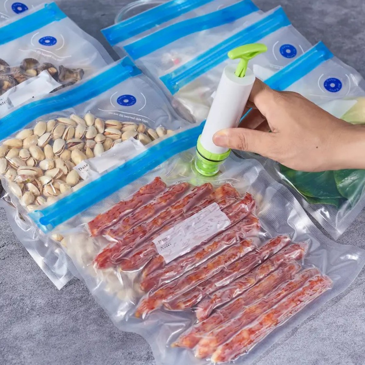 Вакуумные пакеты Vacuum Bag для пищевых продуктов с застежкой и клапаном 6 шт 21 х 22 см (R37418-22)