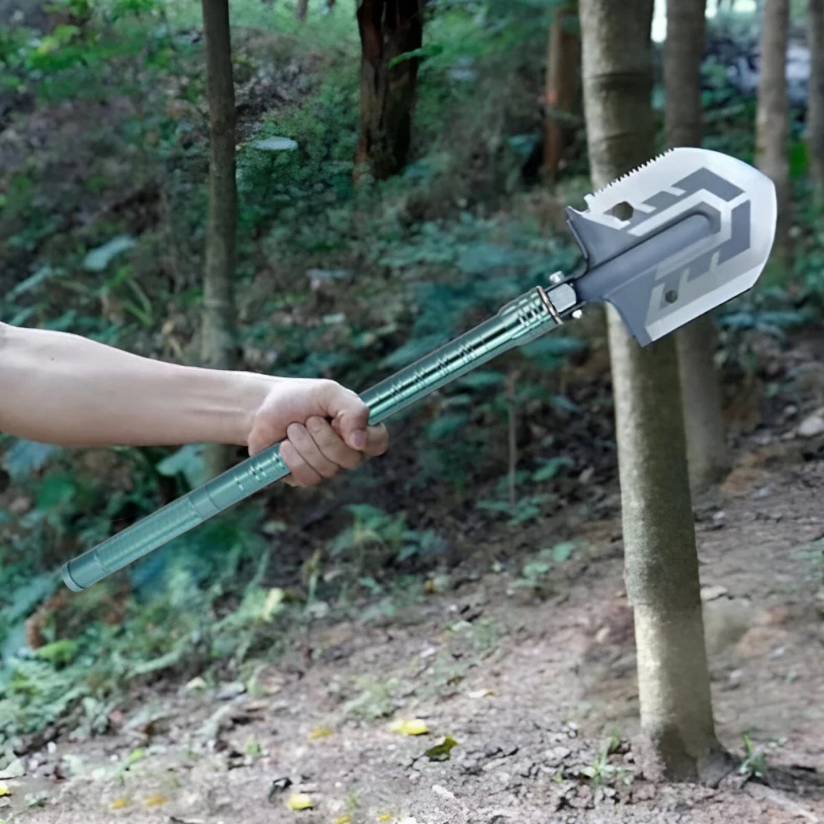 Многофункциональная туристическая лопата складная Multifunctional Shovel 67 см (WTH71283-15)