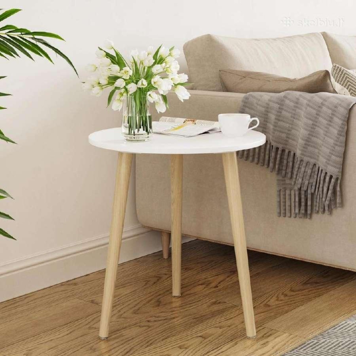 Стіл журнальний Modern Home 42 х 42 см (M50278-W) Білий