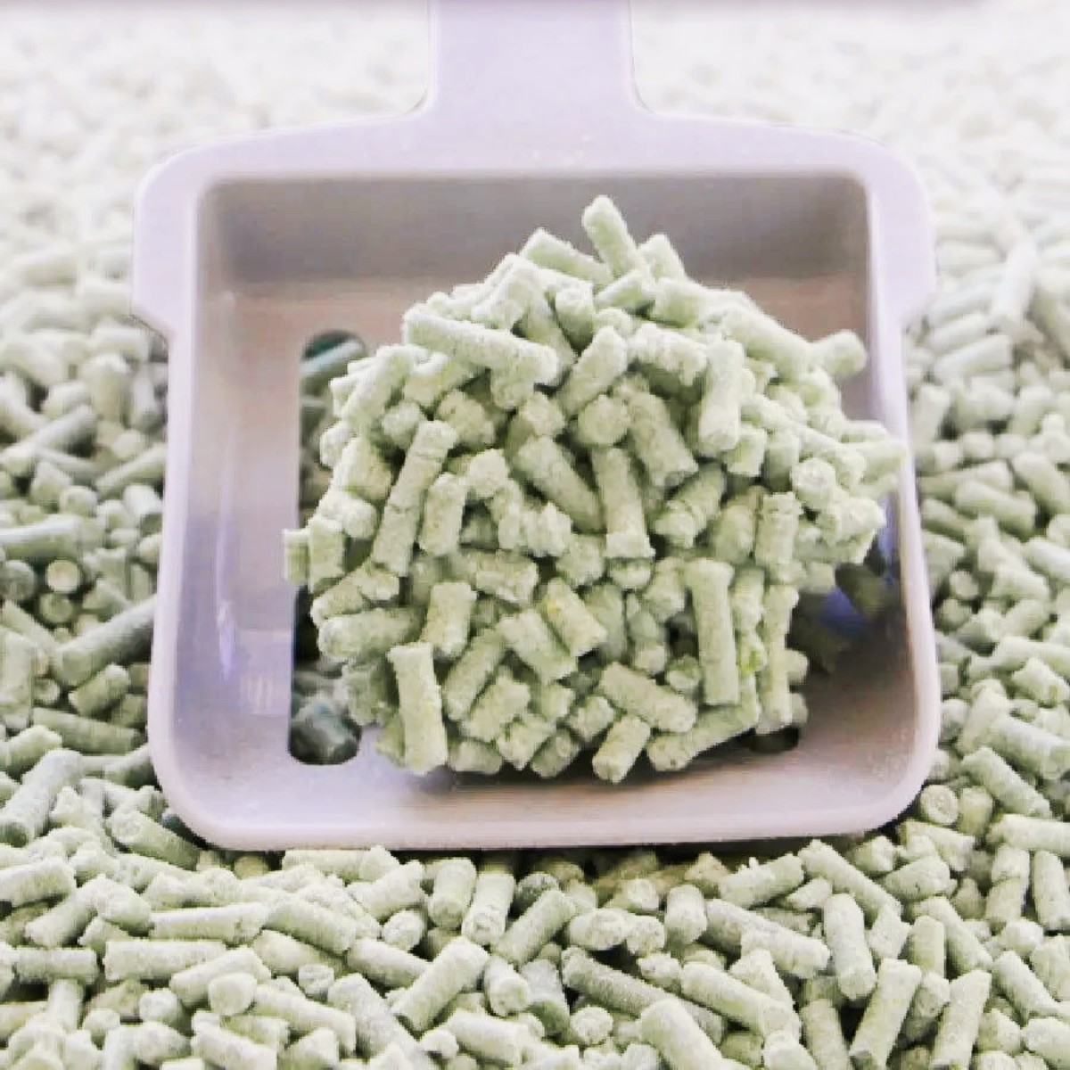 Соевый наполнитель для кошачего туалета Ultrakat Tofu с ароматом цветов 3 мм 6 л 2.5 кг