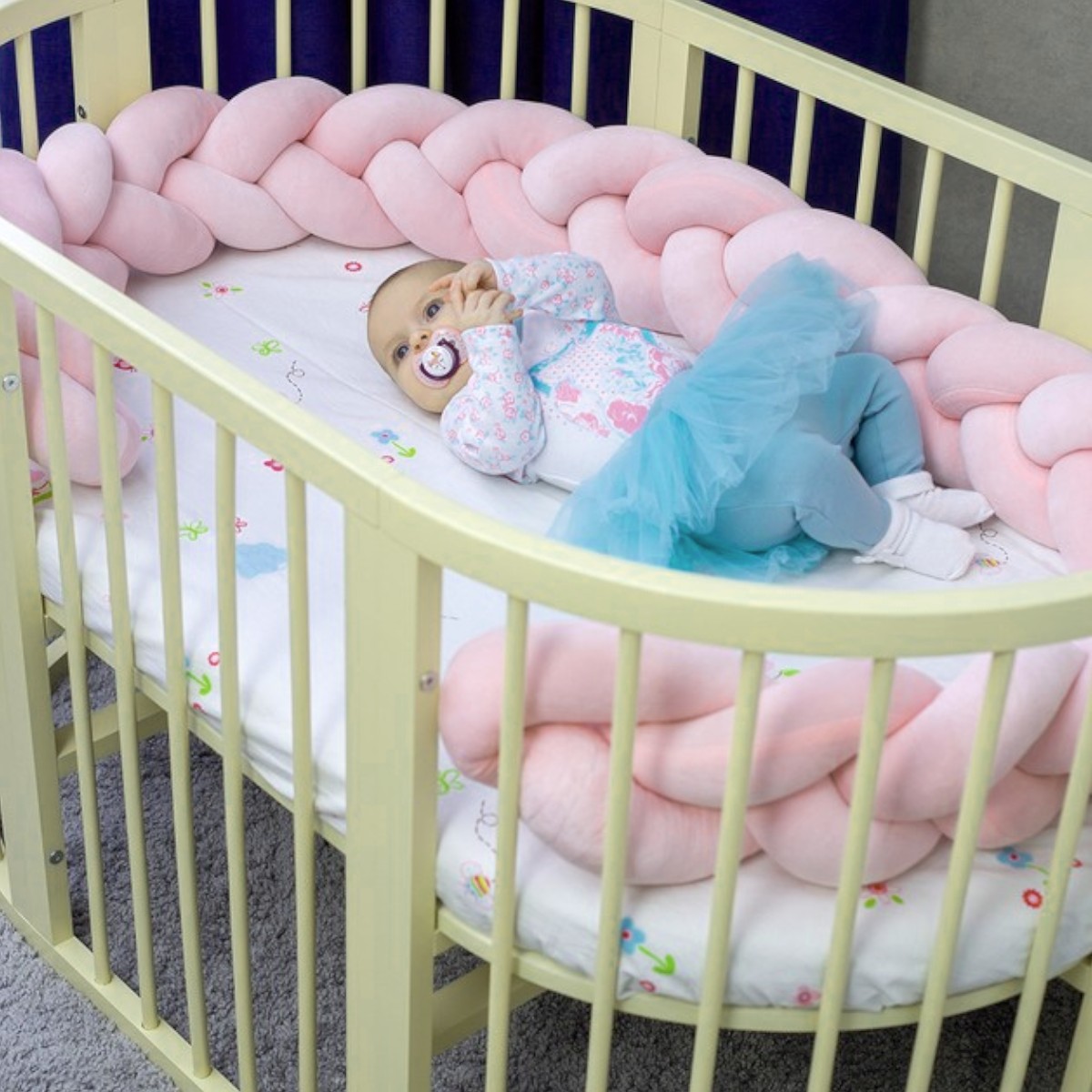 Бортик в детскую кроватку Bimbo "Косичка" 120 х 18 см (40081)
