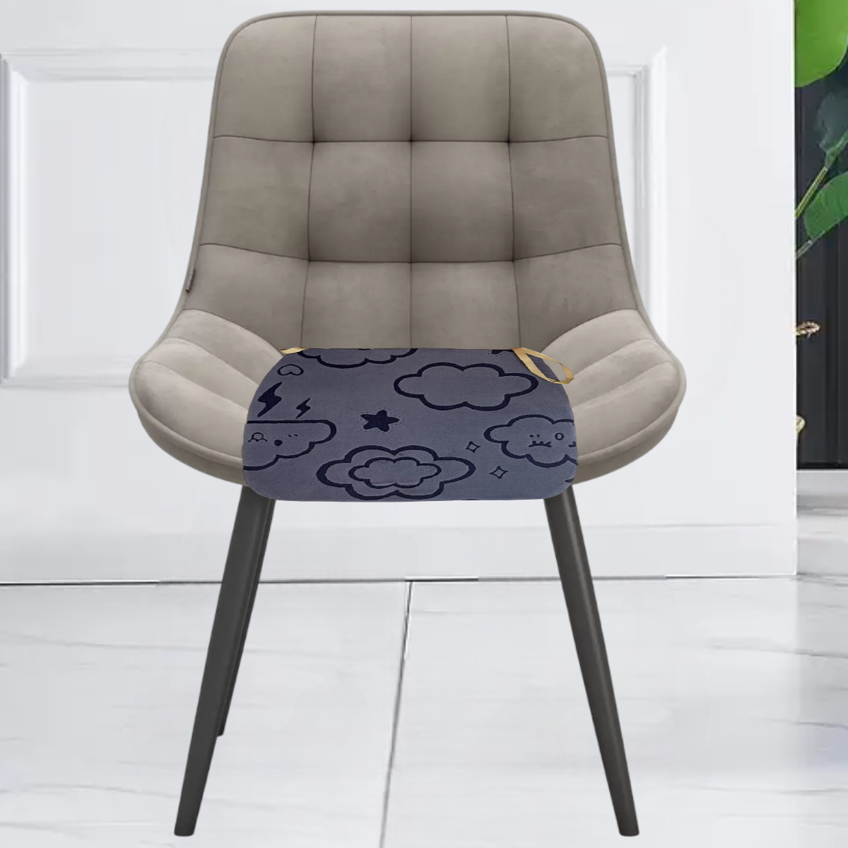 Подушка на стілець Clouds 37 х 40 см (R94328-DG)