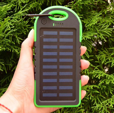 Павер Банк на сонячній батареї Solar 10000 mAh Green